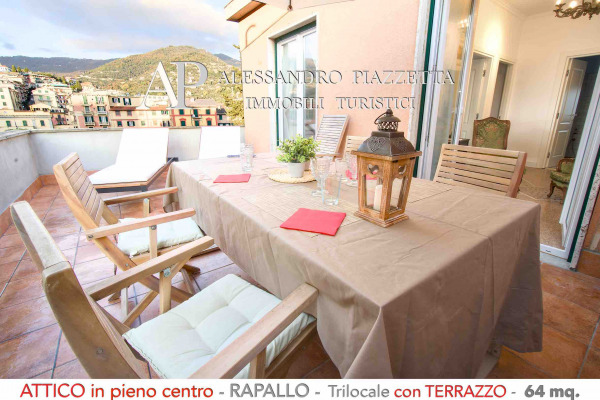 splendido attico in pieno centro, Rapallo